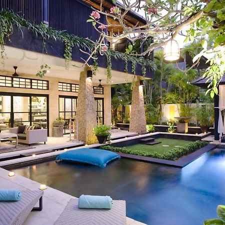 Amanputri Villa スミニャック エクステリア 写真