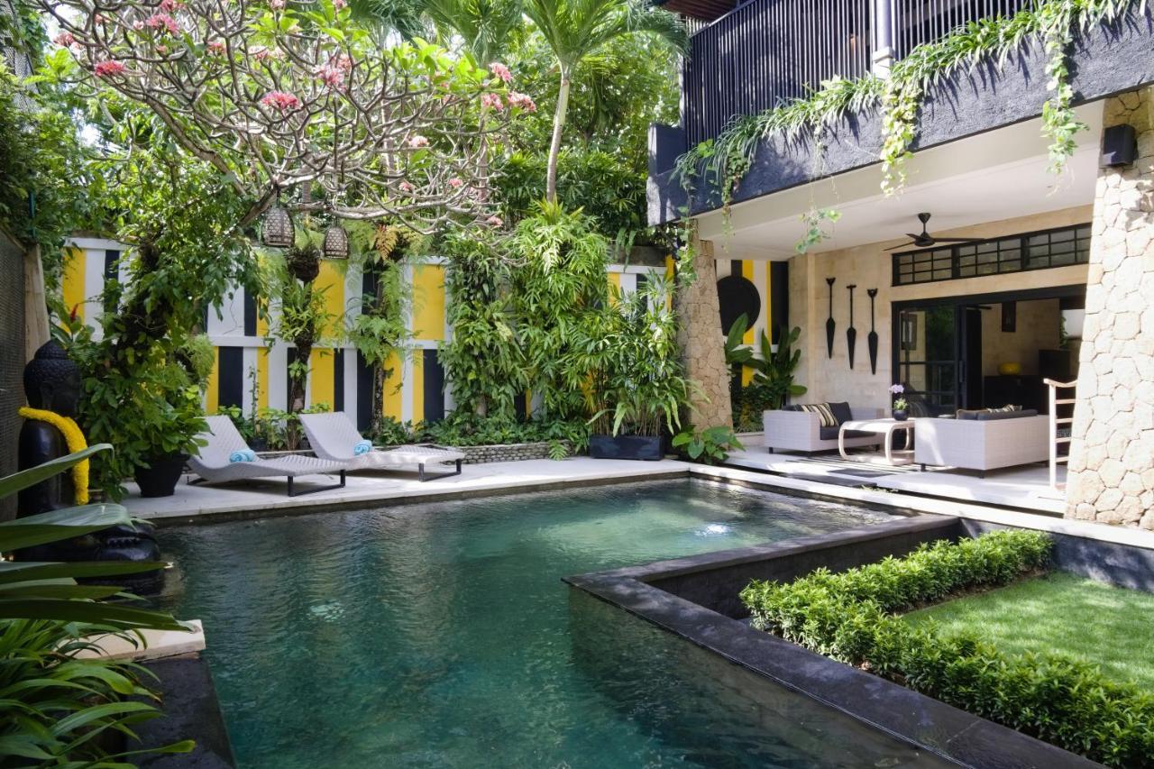 Amanputri Villa スミニャック エクステリア 写真