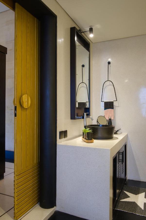 Amanputri Villa スミニャック エクステリア 写真