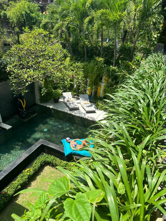 Amanputri Villa スミニャック エクステリア 写真