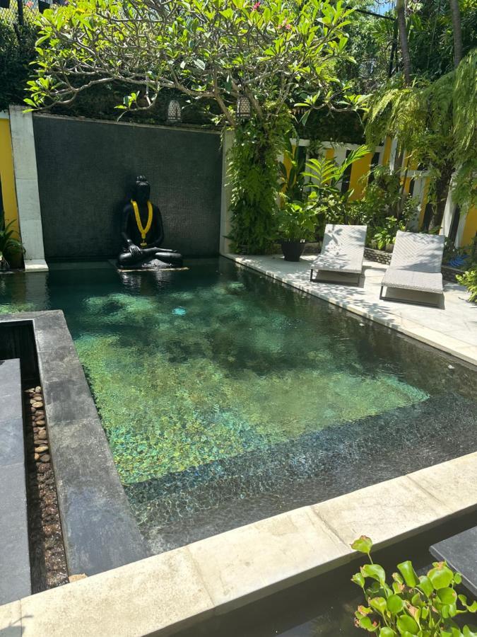 Amanputri Villa スミニャック エクステリア 写真