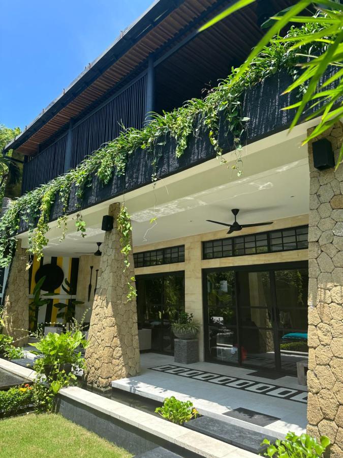Amanputri Villa スミニャック エクステリア 写真